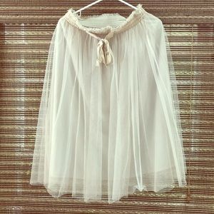 Toulle skirt